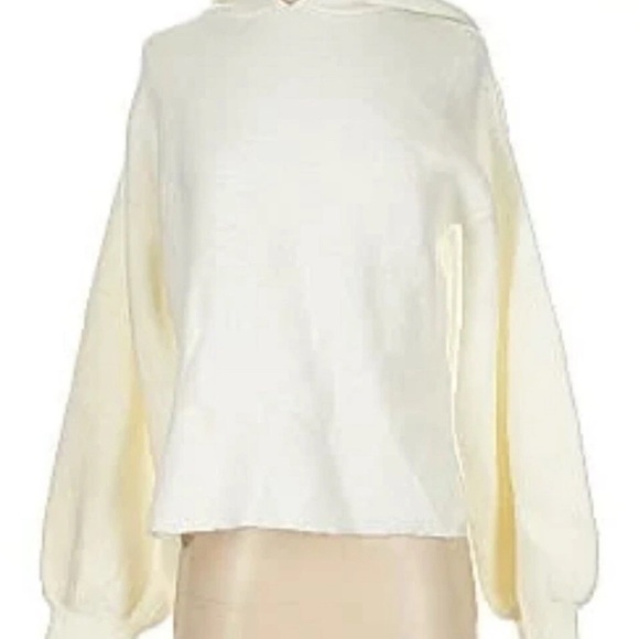 NWOT Amaryllis Hoodie Pullover Sweater - Size Medium - Picture 2 of 5